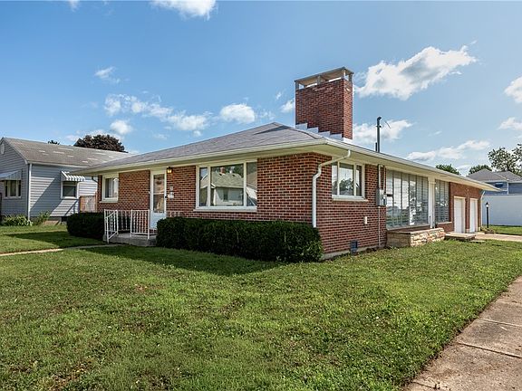 2nd image of 435 Wilson Ave