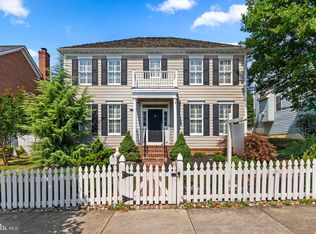 410 Tschiffely Square Rd, Gaithersburg, MD 20878