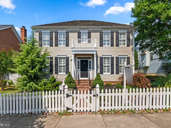 410 Tschiffely Square Rd, Gaithersburg, MD 20878