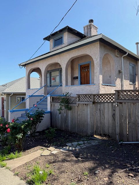 1st image of 161 John St