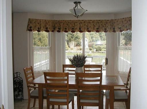 Breakfast room