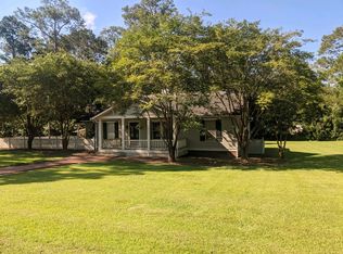 310 10th St W, Tifton, GA 31794