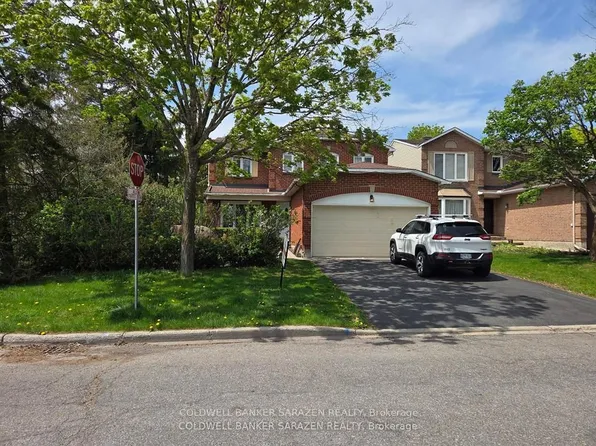 31 Dossetter Way, Ottawa, ON K1G 4S3