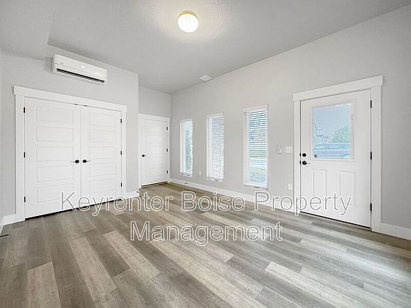 3rd image of 8175 W Tudor Ln
