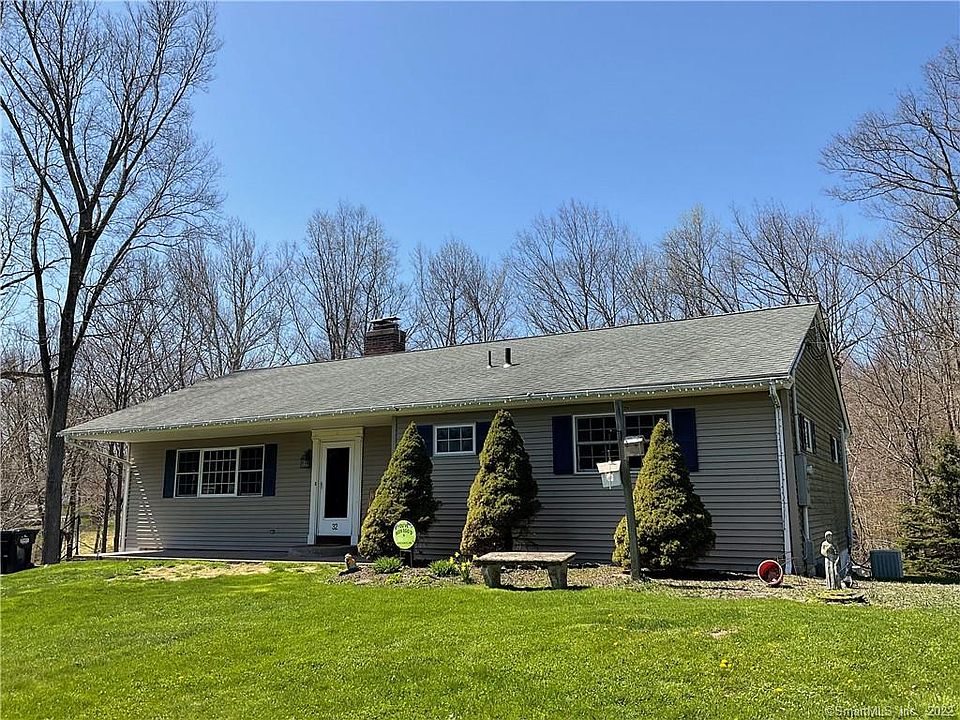 32 Ridgewood Cir, Wallingford, CT 06492 Zillow