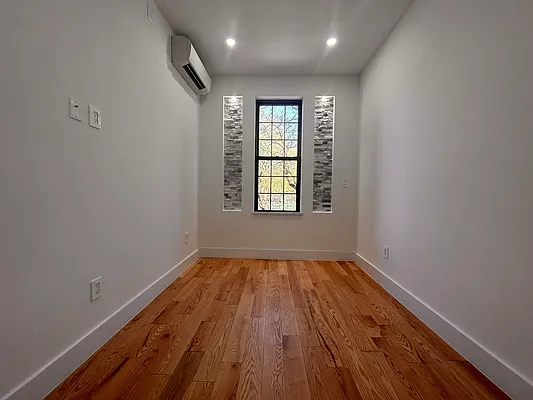 Rented by Fifth & Forever LLC | media 8