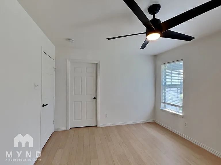 1503 Pearson Ave — Photo 15