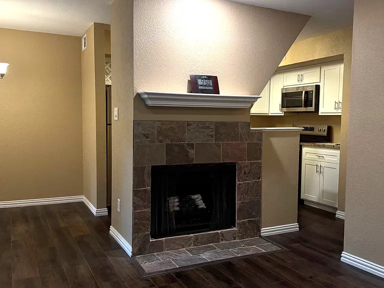2314 Bamboo Dr #I105 — Photo 6