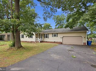 10800 Woodland Dr, Fredericksburg, VA 22407