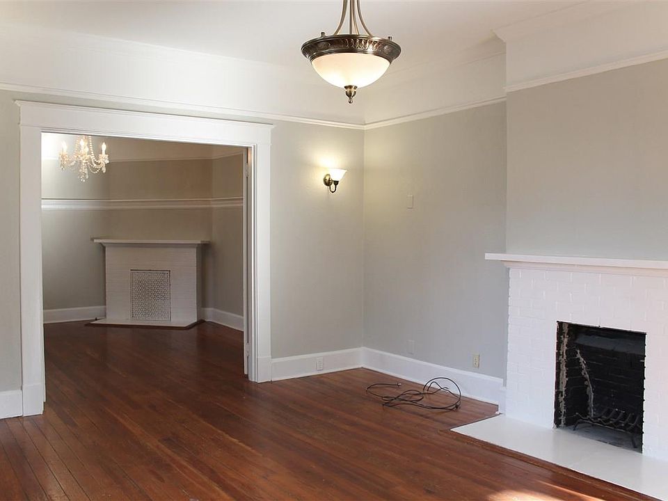 1st image of 810 N 16th Ave