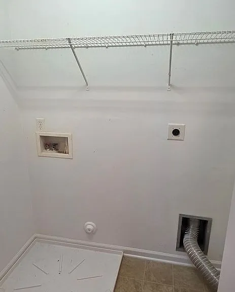 5905 Hollow Wood Ct — Photo 28