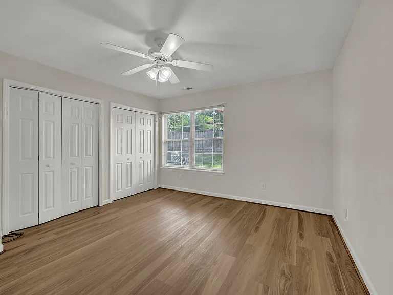 3809 Mayfield Ct — Photo 10