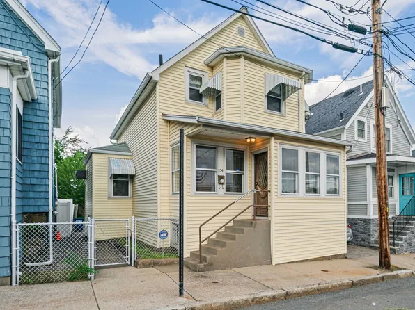 104 Fremont St, Somerville, MA 02145