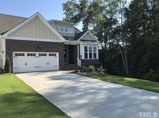438 Sippihaw Oaks Dr, Fuquay Varina, NC 27526