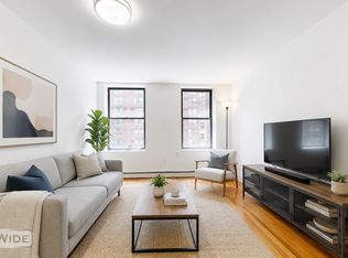 957 2nd Ave APT 4, New York, NY 10022
