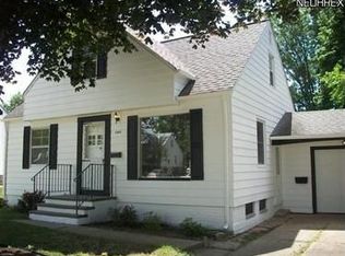 5086 Robinhood Dr, Willoughby, OH 44094