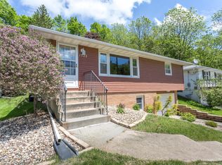 1523 15th St NE, Rochester, MN 55906