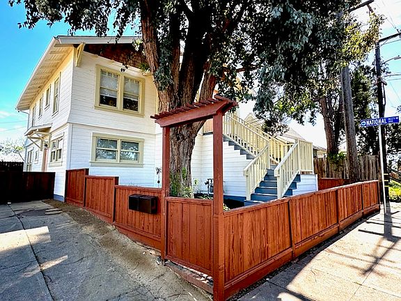 3rd image of 716A Branciforte St