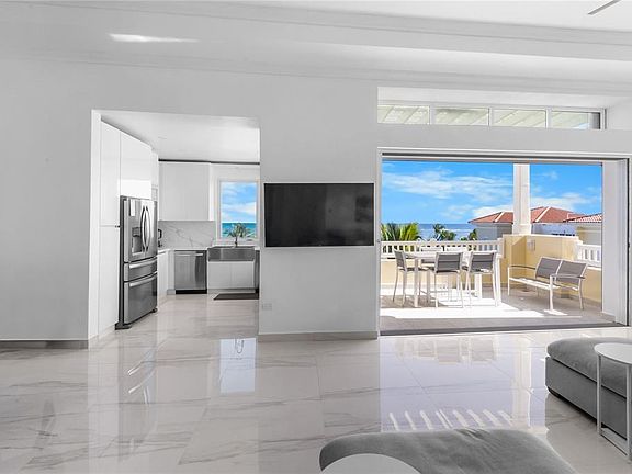 3rd image of 400 Ocean Dr #453