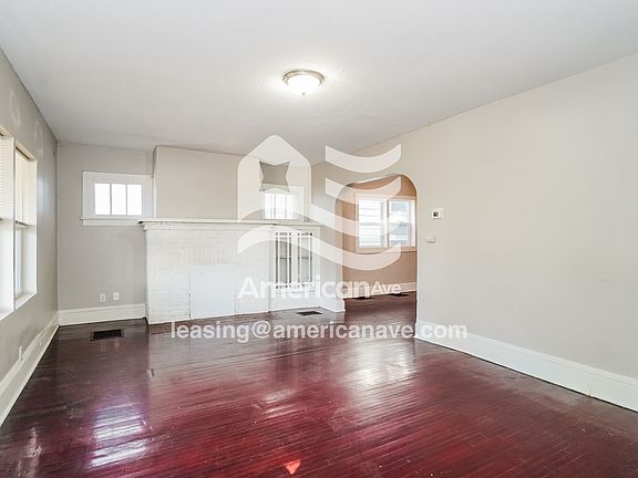 4-Living Room
