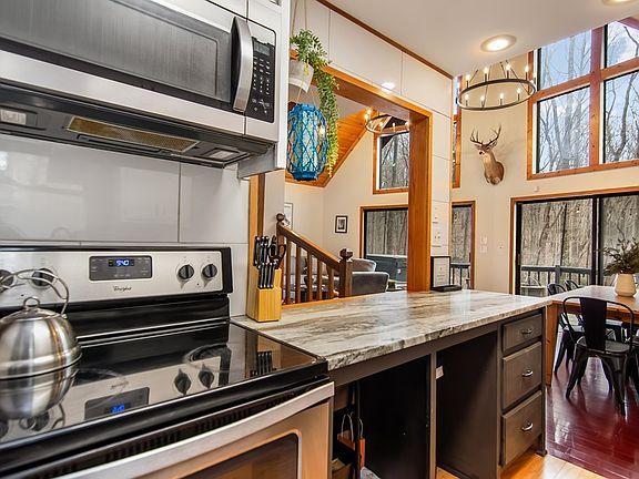 14th image of this home