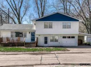 215 W Waring St, Valley, NE 68064