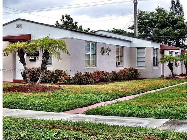 1919 Buchanan St, Hollywood, FL 33020