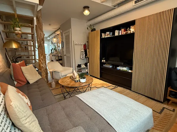 706 S Bethel St, Baltimore, MD 21231