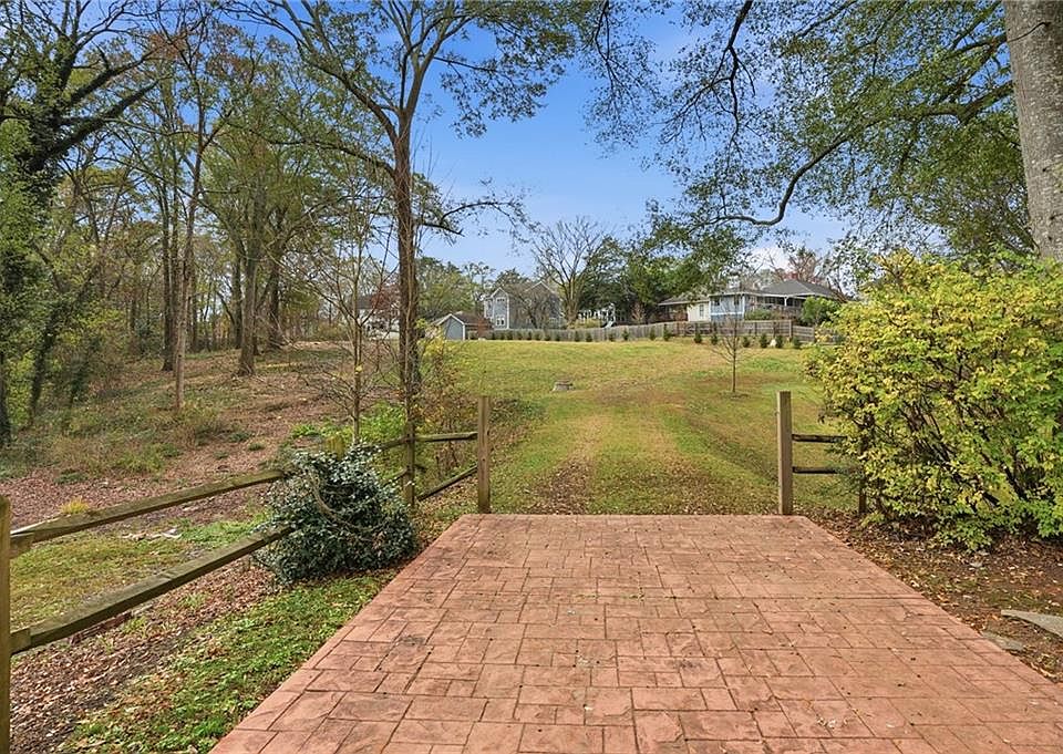 1st image of 448 E Lake Dr #1-2