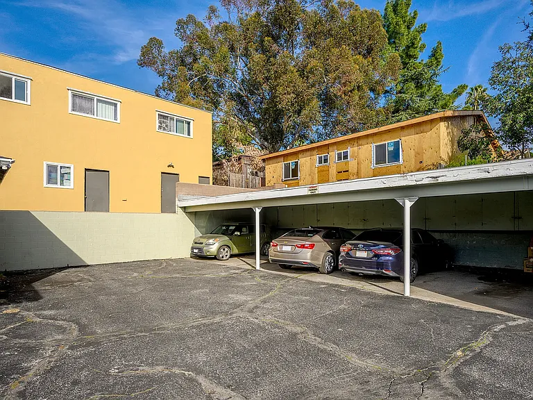 10230 Silverton Ave — Photo 25