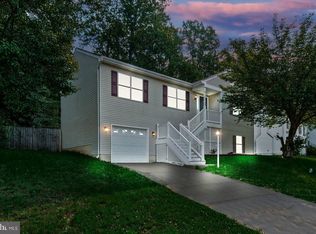 20 Oak Rd, Stafford, VA 22556