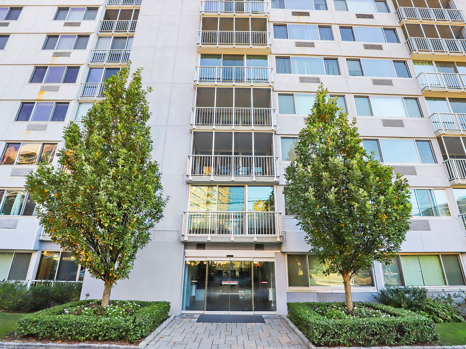 1 Strawberry Hill Avenue APT 5F, Stamford, CT 06905 | Zillow