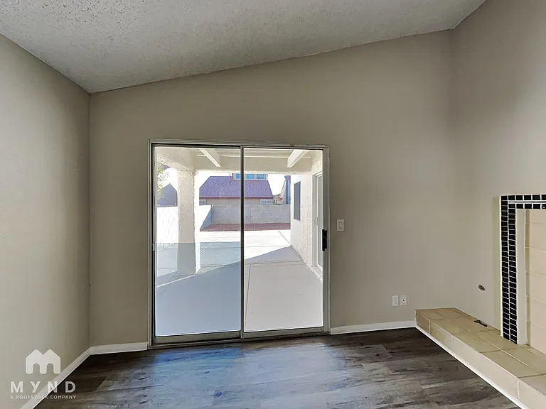 5825 Goodsprings Ct — Photo 3