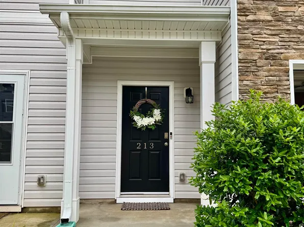 213 Northridge Ct, Easley, SC 29642