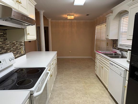 5th image of 342 Orangepark Dr