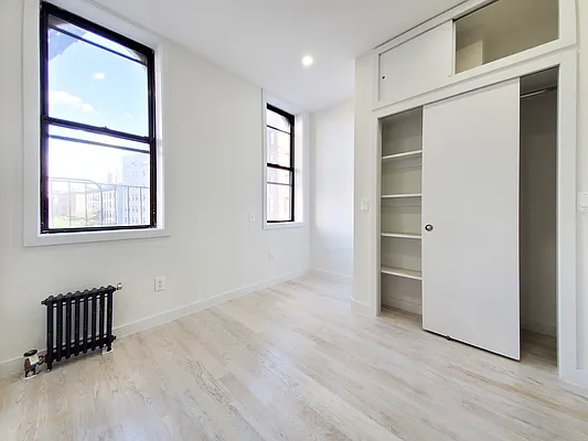 Rented by Brighton Management | media 5