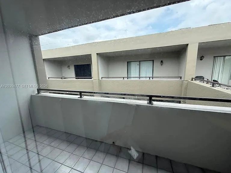 5 Olive Dr #12 — Photo 12