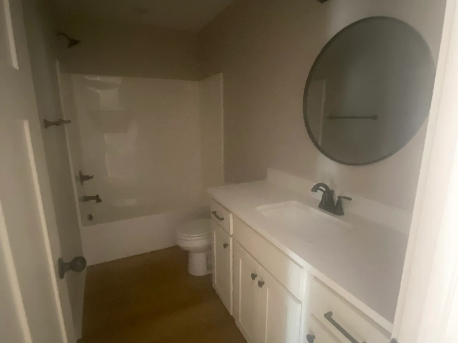 3 bed, 1200 sqft, $1,400 — Photo 3