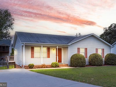 806 Shamrock Dr, Fredericksburg, VA, 22407
