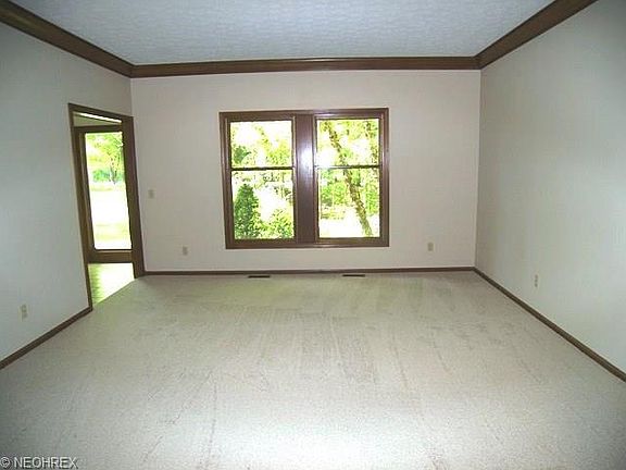 5th image of 16795 Lucky Bell Ln