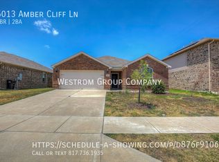 6013 Amber Cliff Ln, Fort Worth, TX 76179