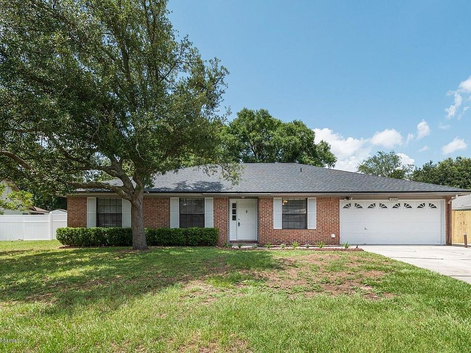 1st image of 12563 Country Charm Ln N