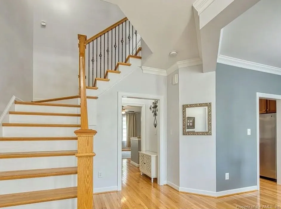 3 bed, 2119 sqft, $2,850 — Photo 4