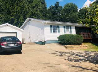 116 Fir St, Eleanor, WV 25070