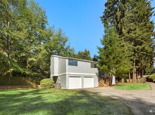 10731 244th St SW, Edmonds, WA 98020