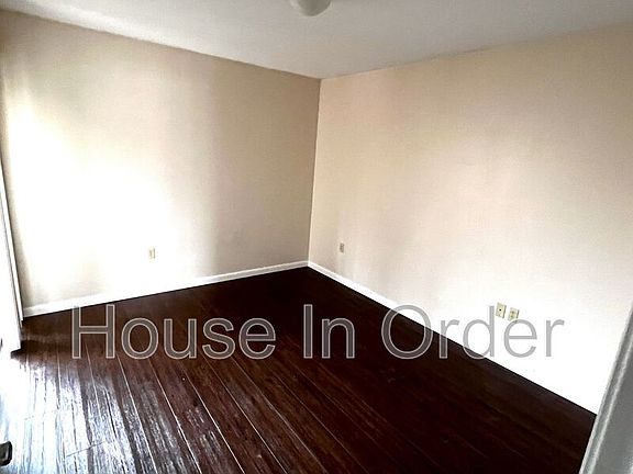 3rd image of 59 Mulberry St Unit 204