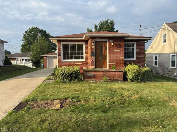 230 E Dresden Ave, Akron, OH 44301