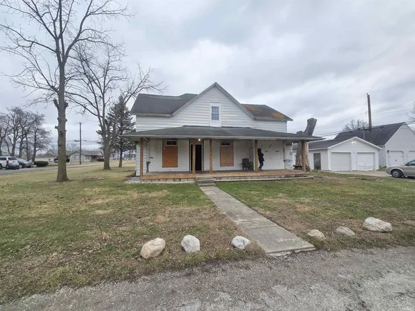 216 N 7th St, Summitville, IN 46070