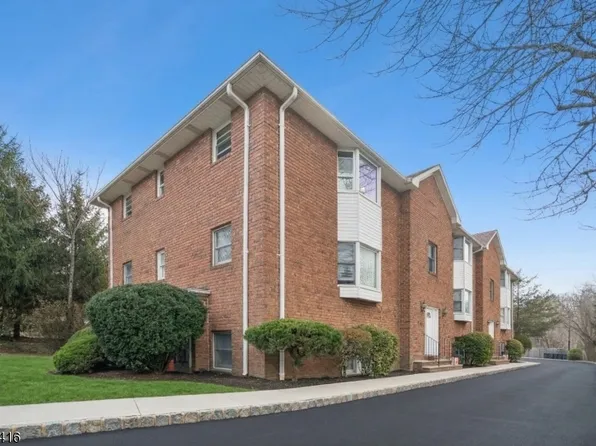 382 Morris Ave APT A2, Summit, NJ 07901