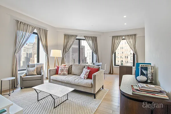 Sold by Elegran | media 1